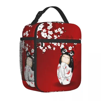 Kokeshi lėlė Raudona juoda balta vyšnių žiedai izoliuotas pietų krepšys Japonų mergaičių meno maisto dėžutė Aušintuvas Terminė pietų dėžutė Mokykla