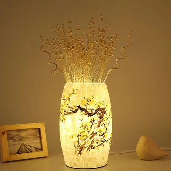 Kūrybinė stiklinė stalinė lempa, kriauklės gėlių kompozicija, miegamojo naktinė lempa, pastoralinė šilta vestuvių kambario stalinė lempa