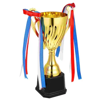 Trofėjus Taurė Trofėjų apdovanojimai Metalo auksas Didelis nugalėtojas Didžiųjų rungtynių pirmosios turnyrai Klasikinis auksinis žaidimas Helovino medaliai