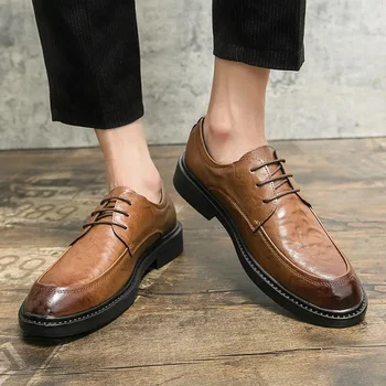 Vyriški batai 2023 Pavasario odiniai batai Vyrų verslas Oficialus ūgis Didėjantis vidpadis Britų Derbio vestuvių jaunikio batai